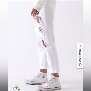 PacSun Prime Torn White Mom Jeans size 29 very distressed